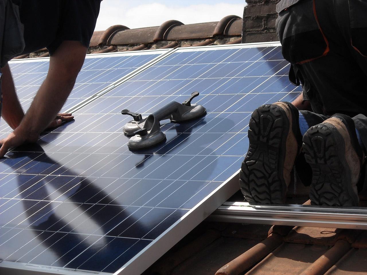 DIY Your Portable Solar Generator Kits to Save Money