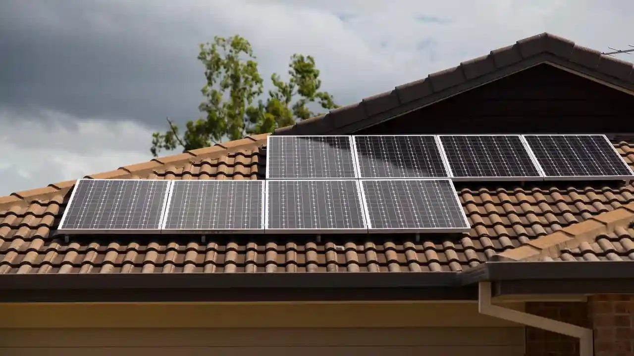 How Many Watts to Run a Home: Plan Your Solar System the Smart Way