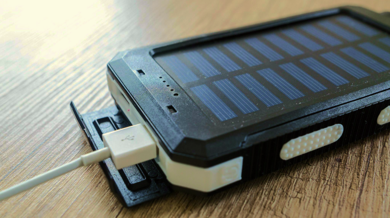How Do Portable Solar Generators Work?